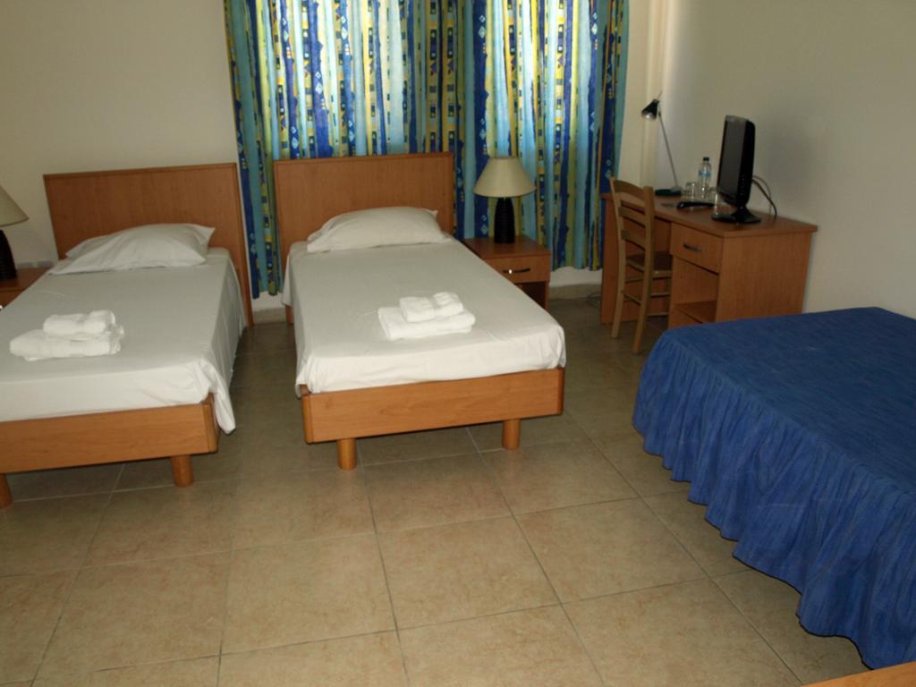 Rivotorto Retreat House Hotel Birkirkara Exterior foto